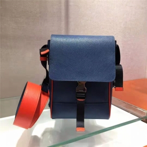 2VD019 Prada�а� ʮ�ּyţƤ �Q��ײɫ Pradaб��� �����_�μ�� �{ɫ