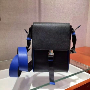 2VD019 Prada�а� ʮ�ּyţƤ �Q��ײɫ Pradaб��� �����_�μ�� �{��