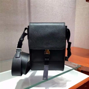 2VD019 Prada�а� ʮ�ּyţƤ �Q�� Pradaб��� �����_�μ�� ��ɫ