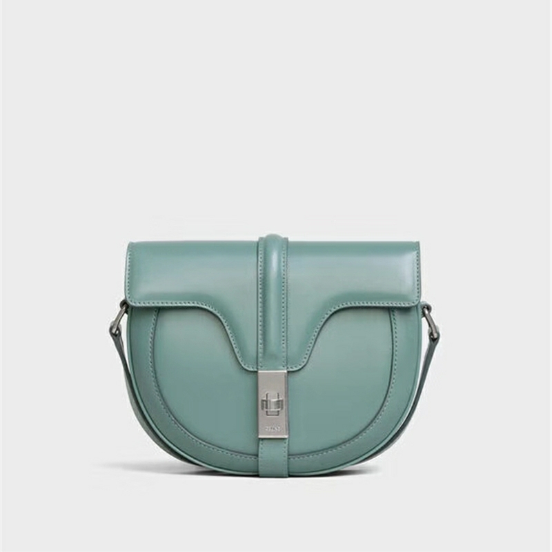 188013 Celineِ�� BESACE 16 С̖(h��o)��� СţƤ Celine�ִ� ���ɫ