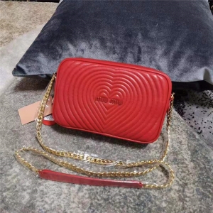 5BH118C MiuMiu���� MatelasseС��Ƥ ���Ή��y ����朗l�� �tɫ