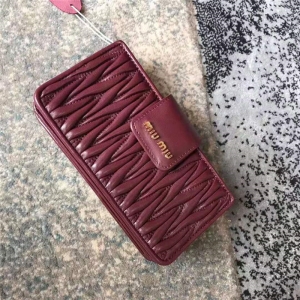 5BH042 MiuMiu2019�＾�¿� �ް���Ƥ �����ְ��μ�� ���t