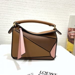 322 LOEWE�_���� Puzzle small Bag �_����С̖�׺ΰ� ��ɫƴ��ɫ