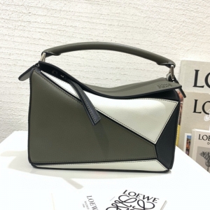 322 LOEWE�_���� Puzzle small Bag �_����С̖�׺ΰ� ܊�G���ɫ