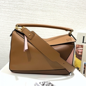 322 LOEWE�_���� Puzzle Bag ��̖�_�����׺ΰ� �����ɫ