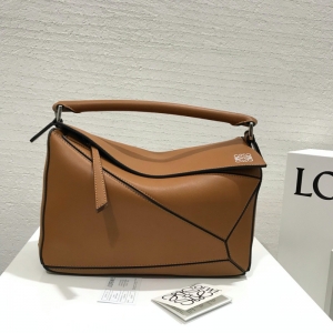 322 LOEWE�_���� Puzzle Bag ��̖�_�����׺ΰ� �غ�ɫ