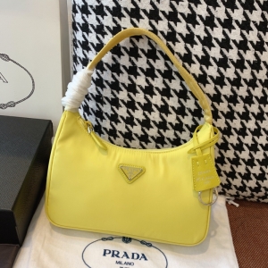 1NE515 Prada Re-Edition 2000 ���������ִ� �����_���°� �Sɫ