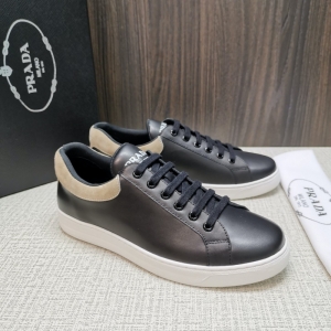 4E3544 Prada2020�¿���Ь PradaƤ���\��Ь �����_���e��Ь ��ɫ