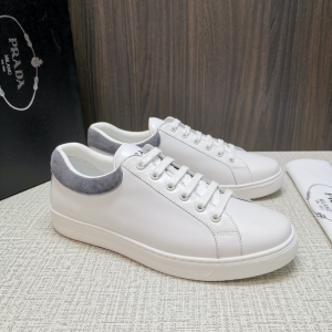 4E3544 Prada2020�¿���Ь PradaƤ���\��Ь �����_С��Ь ���e��Ь
