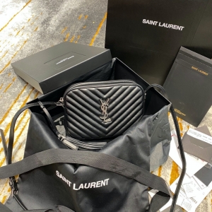 520534 YSLʥ�_�mŮ�� LOU CAMERA BAG ��ɫСţƤ���C�� �y��