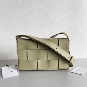 Bottega Veneta ������ Intreccio����Ƥ�� Cassetteб��� ��ʯ�G