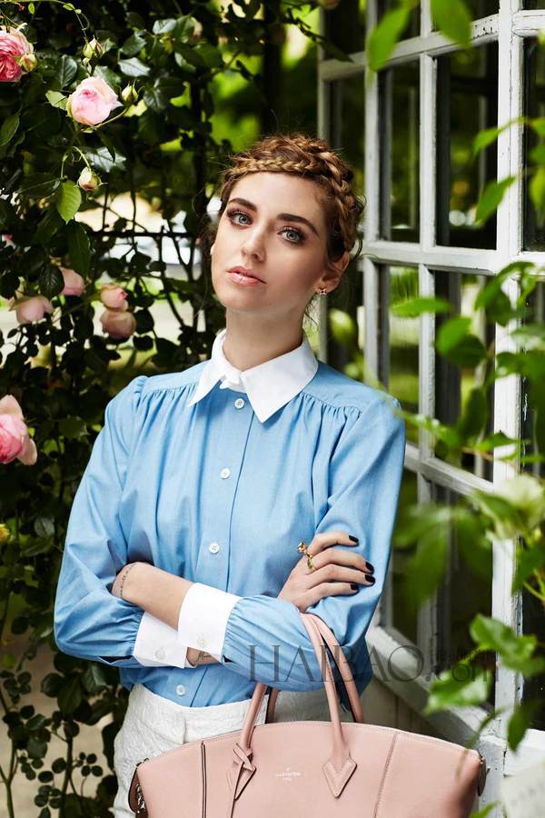 �r�в�������&middot;�������� (Chiara Ferragni) ���[ȫ��·��&middot;����LV (Louis Vuitton) Lockitϵ���ִ���Ƭ