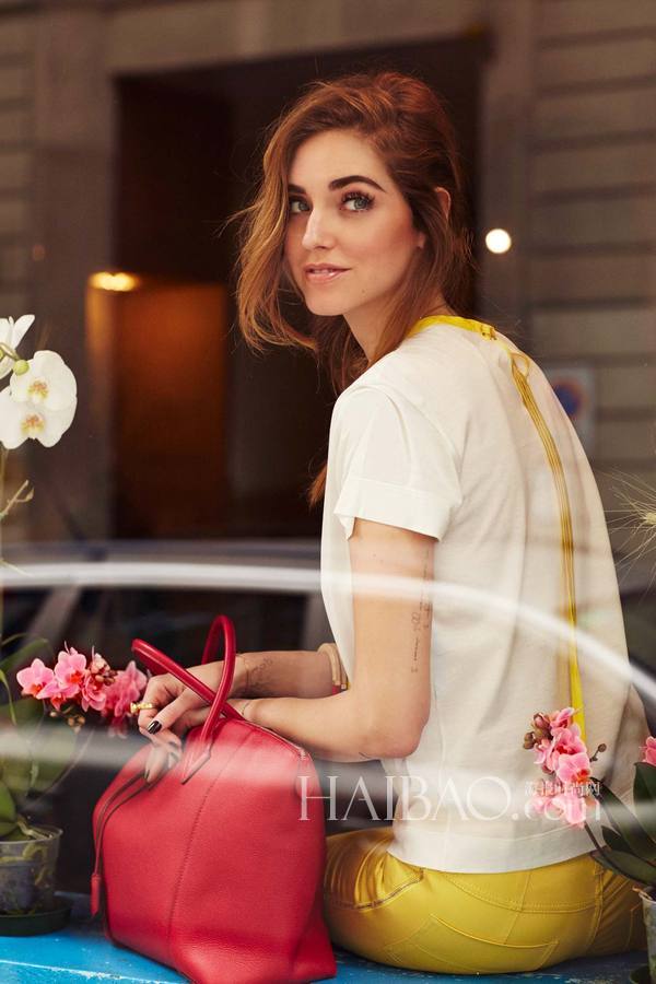�r�в�������&middot;�������� (Chiara Ferragni) ���[ȫ��·��&middot;����LV (Louis Vuitton) Lockitϵ���ִ���Ƭ