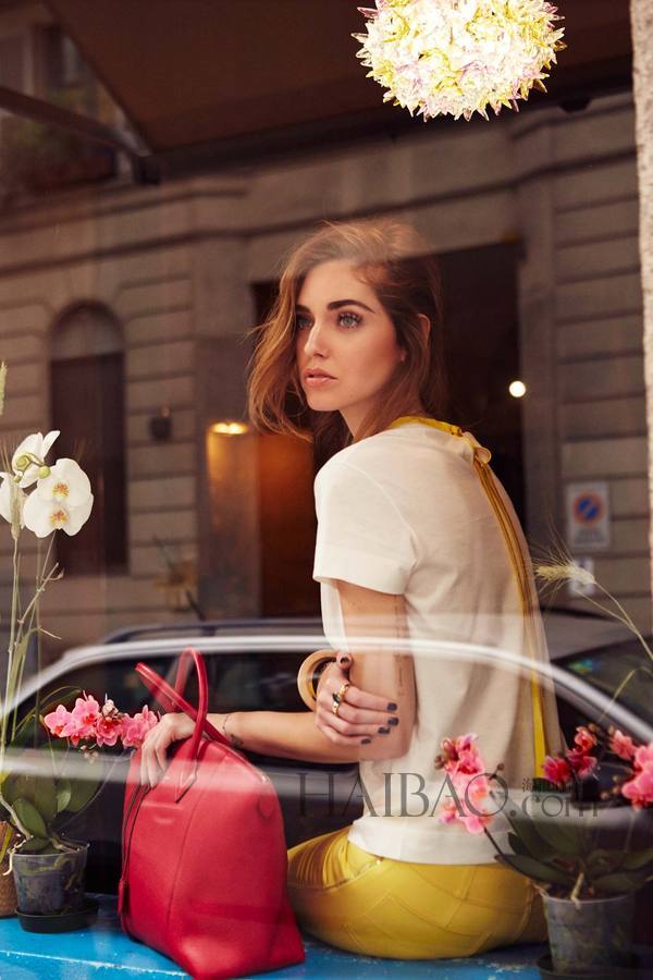 �r�в�������&middot;�������� (Chiara Ferragni) ���[ȫ��·��&middot;����LV (Louis Vuitton) Lockitϵ���ִ���Ƭ