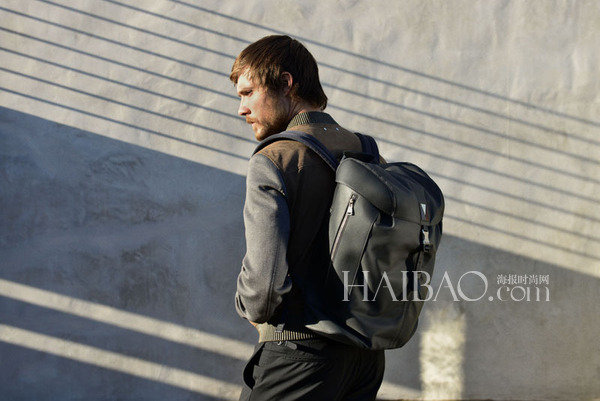 ·�ס�����LV (Louis Vuitton) 2015��Vline��ʿƤ��ϵ��