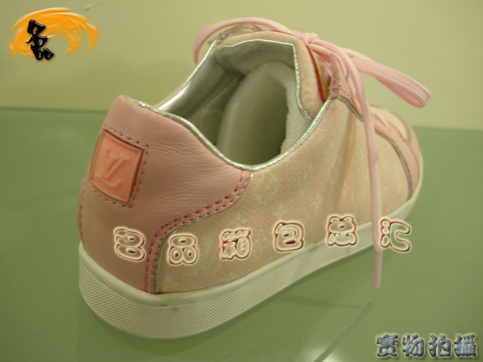 Louis Vuitton LV女鞋 LV新款奢華 LV經典款 LV鞋子 LV休閑鞋