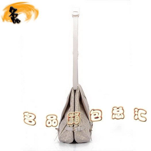 M95310 LV����С���� LVŮ�� LVС����ϵ��Ůʽ���e�� LVţ�а�