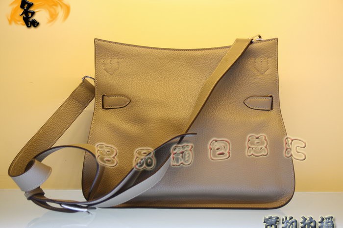 Hermes最新款 吉普賽女包 愛(ài)馬仕斜挎包 Hermes最新款 Hermes荔枝紋 進(jìn)口牛皮