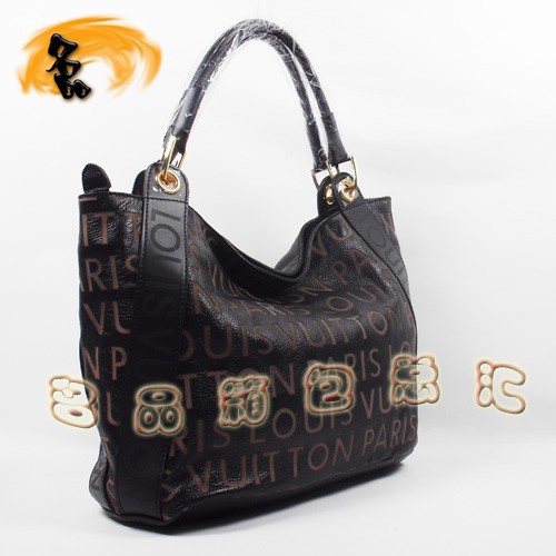 M95097 LV���¿� LV����� LV��(j��ng)���r(sh��)��Ů�� LV�μ�� LV������