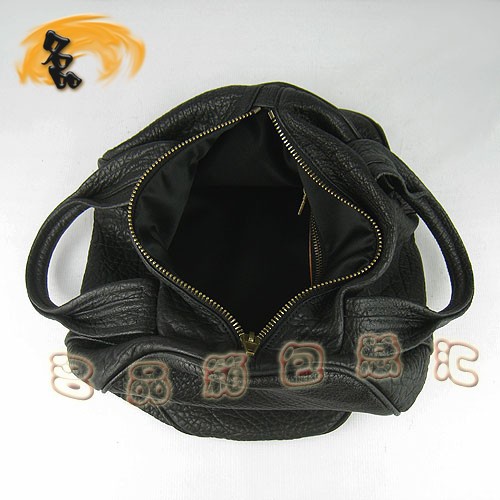 63460 熱賣新款明星酷炫 Alexander Wang/亞利山大王 柳釘手提包 黑色