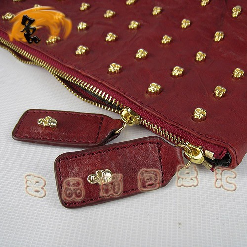 1815 ����Ʒ�| ���R˹�μ�� THOMAS WYLDE �������t�^��ᔕr��Ůʿб���