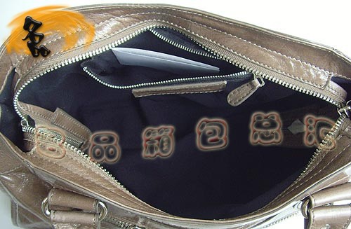 084332A BALENCIAGA經典款時尚女士斜挎包 巴黎世家機車包 新款牛皮手提包