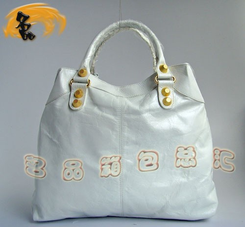 084326B BALENCIAGA �������� ����C܇�� ��ɫȫƤ�¿����e�ִ�