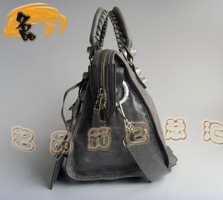 084328A 新款灰色牛皮時(shí)尚女包 BALENCIAGA經(jīng)典機(jī)車(chē)包 巴黎世家流行女包