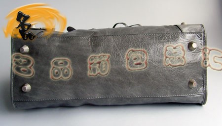 084328A 新款灰色牛皮時(shí)尚女包 BALENCIAGA經(jīng)典機(jī)車(chē)包 巴黎世家流行女包