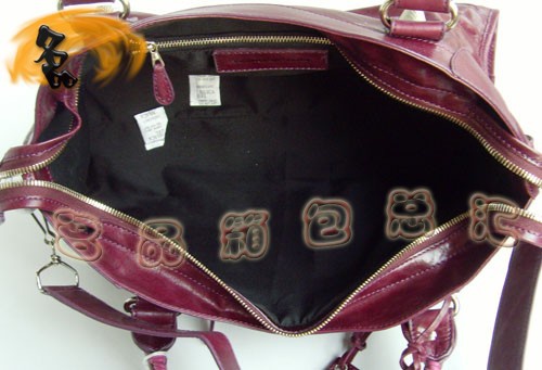 084328A �������ҕr������� BALENCIAGA����C܇�� ���¿����eŮʿб���