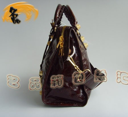 084332B ����Ʒ�| BALENCIAGA���ɫţƤ����� б��� �������ҙC܇��