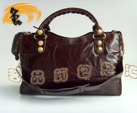 084332B ����Ʒ�| BALENCIAGA���ɫţƤ����� б��� �������ҙC܇��