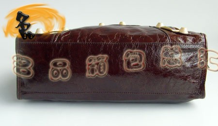 084332B ����Ʒ�| BALENCIAGA���ɫţƤ����� б��� �������ҙC܇��