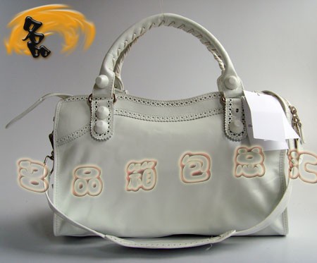 084832 BLENCIAGA ��ɫţƤ�r(sh��)��Ůʿ����� �������ҽ�(j��ng)���C(j��)܇(ch��)�� �¿�б���