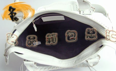 084832 BLENCIAGA ��ɫţƤ�r(sh��)��Ůʿ����� �������ҽ�(j��ng)���C(j��)܇(ch��)�� �¿�б���