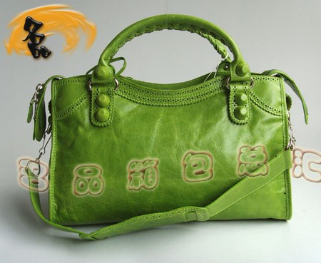 084832 ��A�¿�GɫţƤ�r������� BLENCIAGA �����C܇�� ��������б���