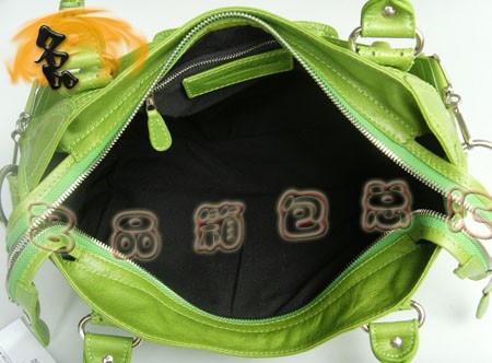 084832 ��A�¿�GɫţƤ�r������� BLENCIAGA �����C܇�� ��������б���