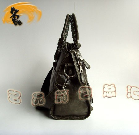 084832 巴黎世家女包 BLENCIAGA經(jīng)典機(jī)車包 手提包 新款牛皮花邊時(shí)尚斜挎包