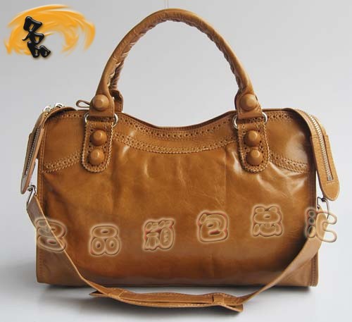 084832 超A品質(zhì) BALENCIAGA新款斜挎包 時(shí)尚牛皮女士手提包 巴黎世家機(jī)車(chē)包