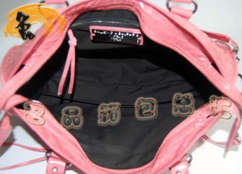 084932 BALENCIAGA熱賣新款 時(shí)尚女士手提包 巴黎世家刺繡系列 斜挎包 機(jī)車包