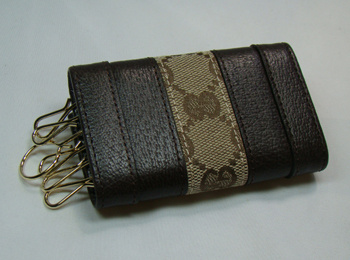 120846 GUCCI���¿� GUCCI耳װ� ��������ɫPU���ϕr����ʿ耳װ�