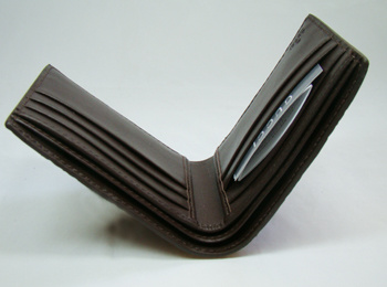 145754 GUCCI���¿����ɫţƤ�а� GUCCI�r�����e�а� GUCCI��(j��ng)�䉺���X��