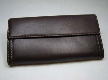 190389 GUCCI���¿� GUCCI���ɫ�ߙnţƤ�r��Ůʿ�X�A GUCCI�����L���X��