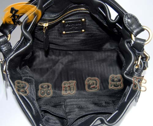 7991 熱銷Prada女包 Prada手提包 普拉達經典款牛皮休閑女包 黑色