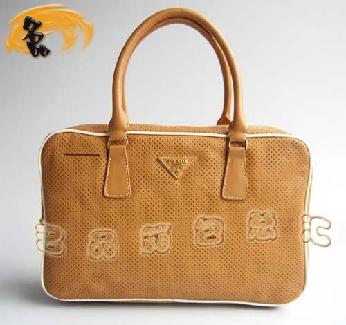 29152 Prada最新款 小孔高檔牛皮女包 Prada手提包 Prada經典款 杏色