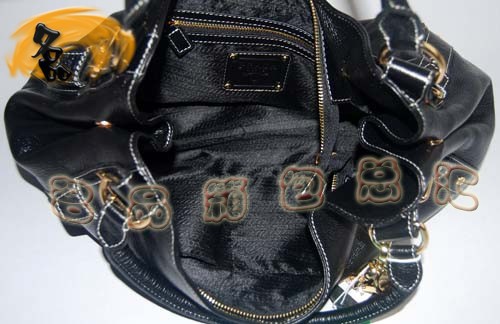 091228 �����_ �������u���eŮ�� Prada���¿� Prada����� ��ɫ