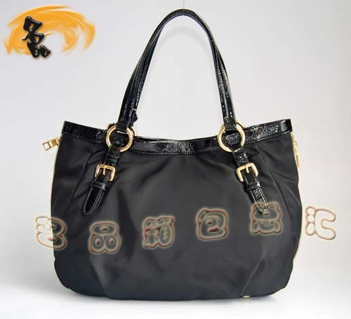 138501 Prada��(j��ng)����겼Ů�� �����_(d��)������ Prada�μ�� ��ɫ