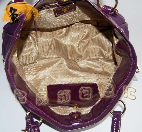 138501 Prada������겼Ů�� �����_������ Prada�μ�� ��ɫ