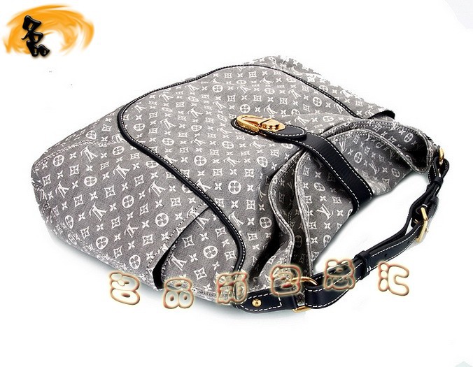 M56700 LV��(j��ng)��С�����r�����eŮʿ�μ�� LV���¿������ LVŮ��