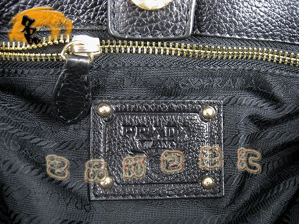 1558 Prada���¿� ţƤ �r�����eŮ�� �����_����� Pradaб��� ��ɫ